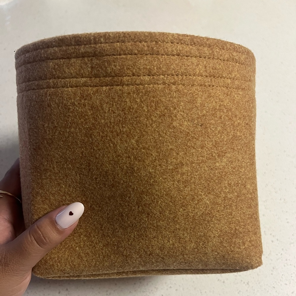 Wool Felt Foldable Organizer Pouch - Camel